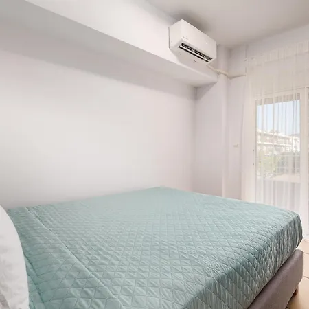 דירה Beachfront Haven, 3 Min To - Gaia 2