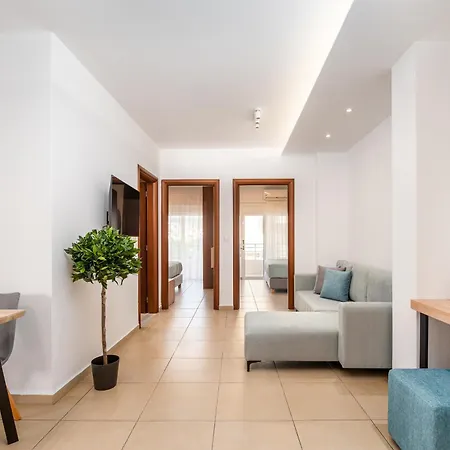 Beachfront Haven, 3 Min To - Gaia 2 Appartement Kos-stad